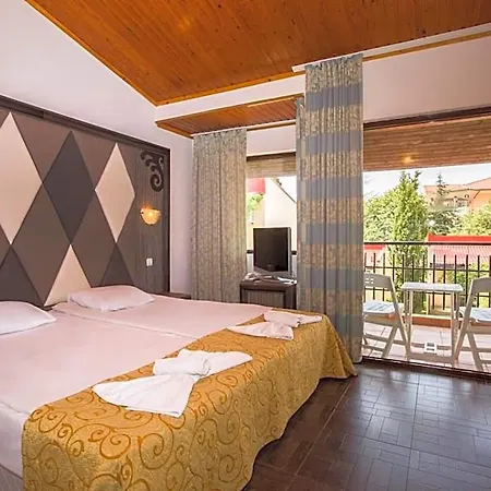 Hotel Elenite 3*